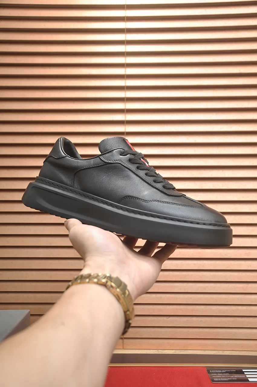 Men's shoes 💰520💶[PRADA] Top original, new season, high quality original goods, top high mercerized cowhide combined with original breathable fabric + imported glue, imported stretch fabric inside with original cowhide feet, original thick outsole! Quality guaranteed! Code 38-45 (45 customized)